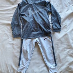 Nike Toddler Boys’ outfit